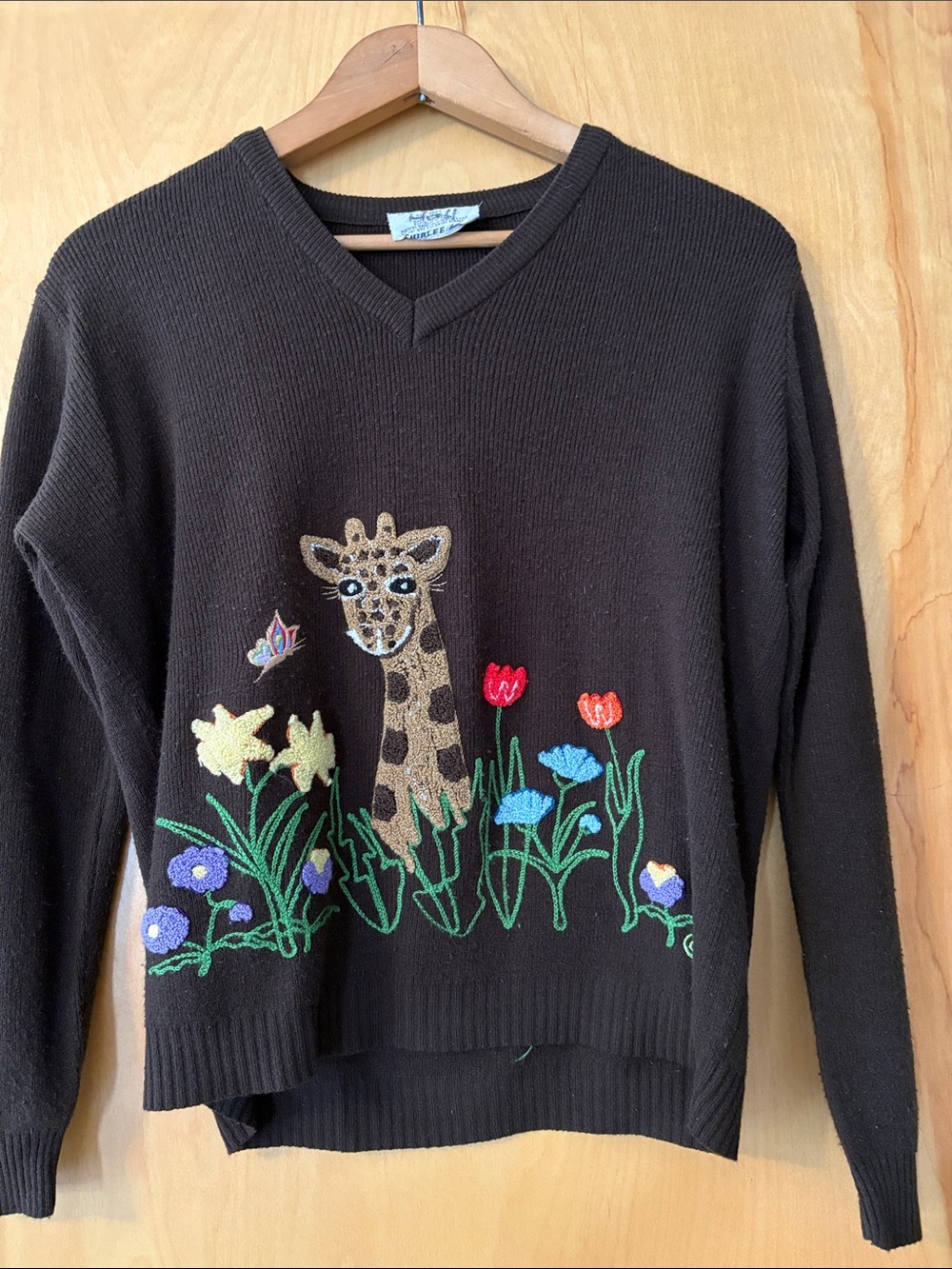 Vintage 1970s Brown V-Neck Sweater with Embroidered Giraffe and Flowers